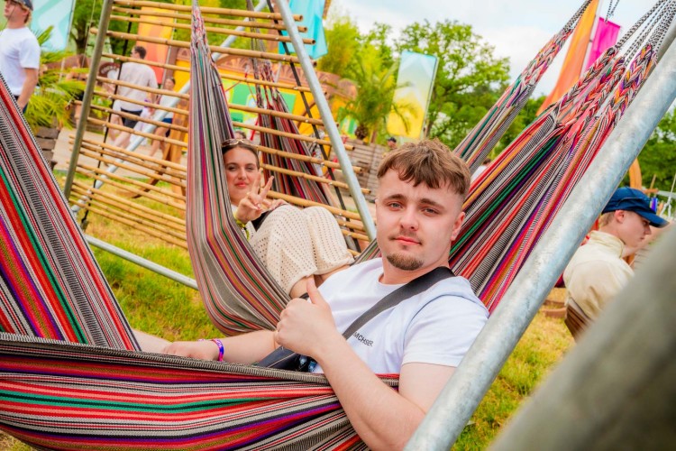 Sunrise Festival 2025 | Vriendengroepen paraat: samen zijn we Sunrise ☀️