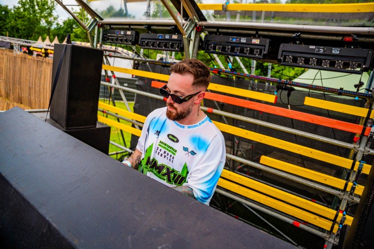 Sunrise Festival 2025 | Vriendengroepen paraat: samen zijn we Sunrise ☀️