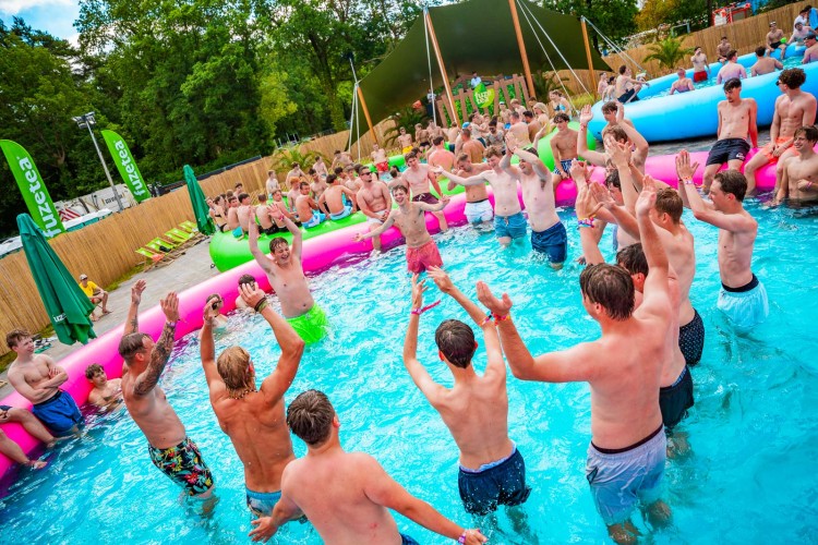 Sunrise Festival 2025 | Vriendengroepen paraat: samen zijn we Sunrise ☀️