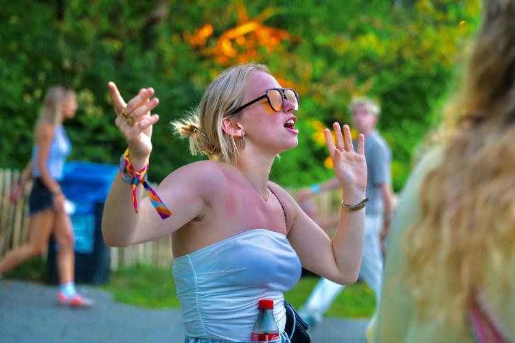 Sunrise Festival 2025 | Vriendengroepen paraat: samen zijn we Sunrise ☀️