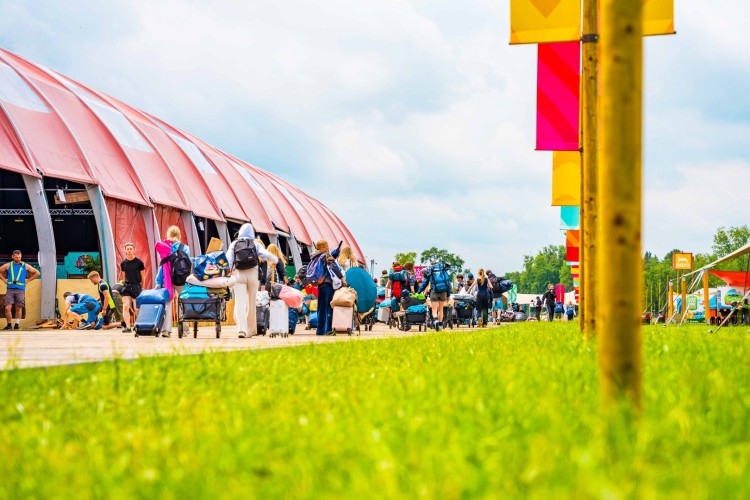 Sunrise Festival 2025 | Sunfields Camping = leven ⛺️