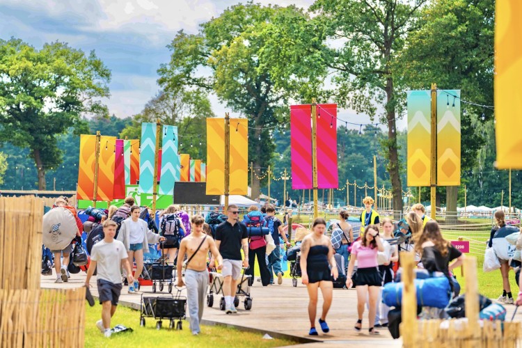 Sunrise Festival 2025 | Sunfields Camping = leven ⛺️