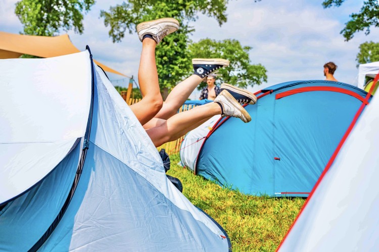 Sunrise Festival 2025 | Sunfields Camping = leven ⛺️