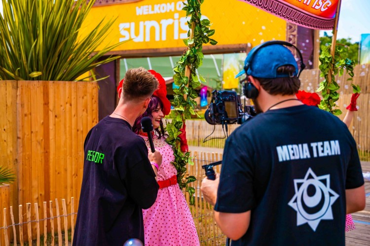 Sunrise Festival 2025 | Zonnestraaltjes op je beeldscherm 😍