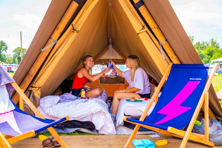 Sunrise Festival 2025 | Zonnestraaltjes op je beeldscherm 😍