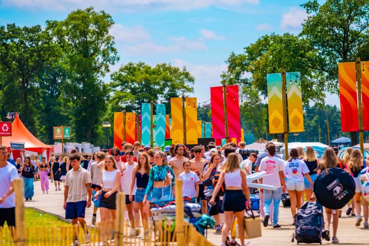 Sunrise Festival 2025 | Zonnestraaltjes op je beeldscherm 😍