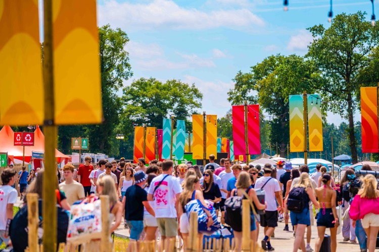 Sunrise Festival 2025 | Zonnestraaltjes op je beeldscherm 😍