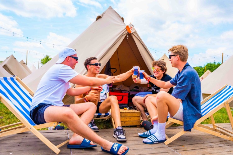 Sunrise Festival 2025 | Zonnestraaltjes op je beeldscherm 😍