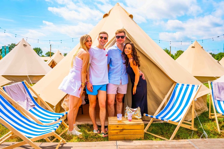 Sunrise Festival 2025 | Zonnestraaltjes op je beeldscherm 😍