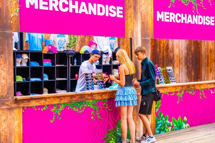 Sunrise Festival 2025 | Zonnestraaltjes op je beeldscherm 😍