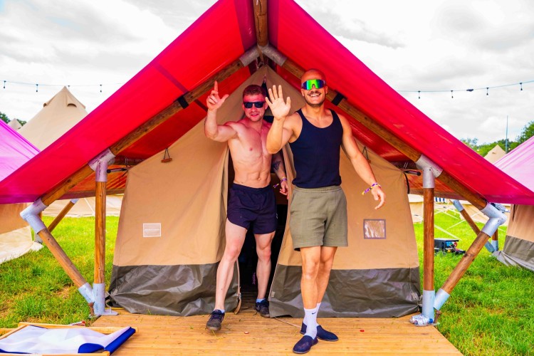 Sunrise Festival 2025 | Zonnestraaltjes op je beeldscherm 😍