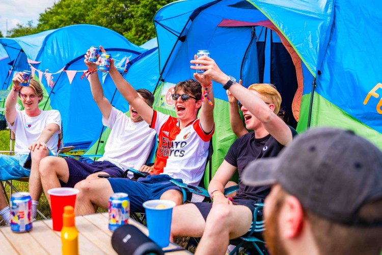 Sunrise Festival 2025 | Zonnestraaltjes op je beeldscherm 😍
