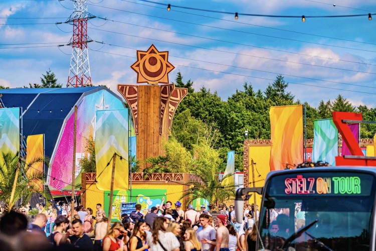 Sunrise Festival 2025 | Zonnestraaltjes op je beeldscherm 😍