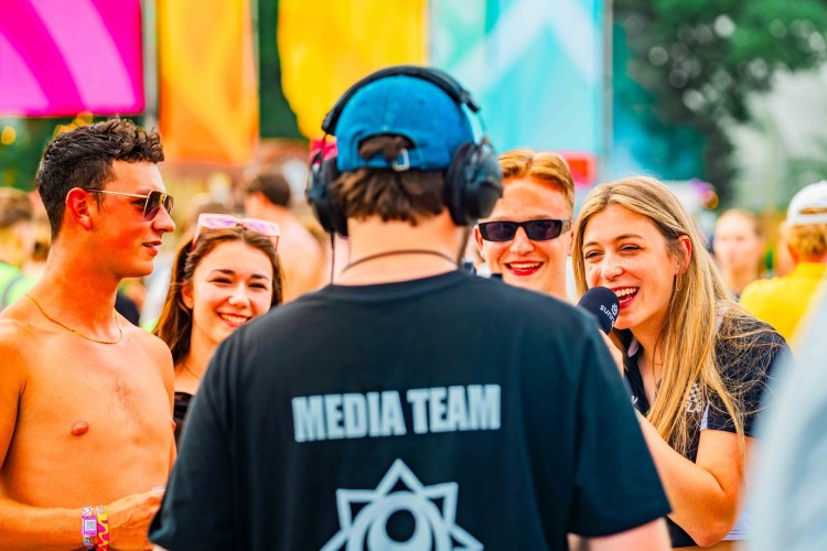 Sunrise Festival 2025 | Volle bak zon, vibes en de beste outfits 👌🏻