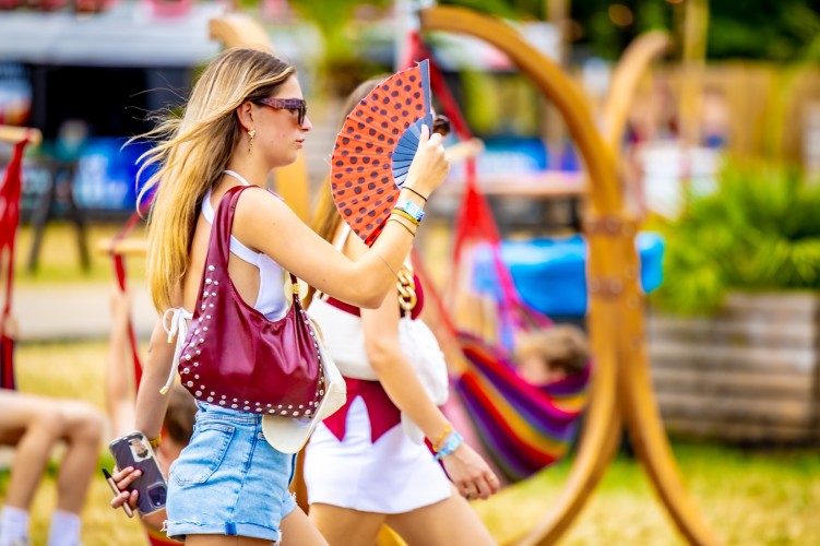Sunrise Festival 2025 | Jullie enthousiasme is sky-high 🤯