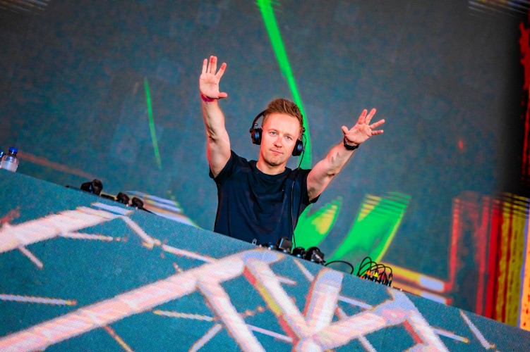 Sunrise Festival 2025 | Jullie enthousiasme is sky-high 🤯