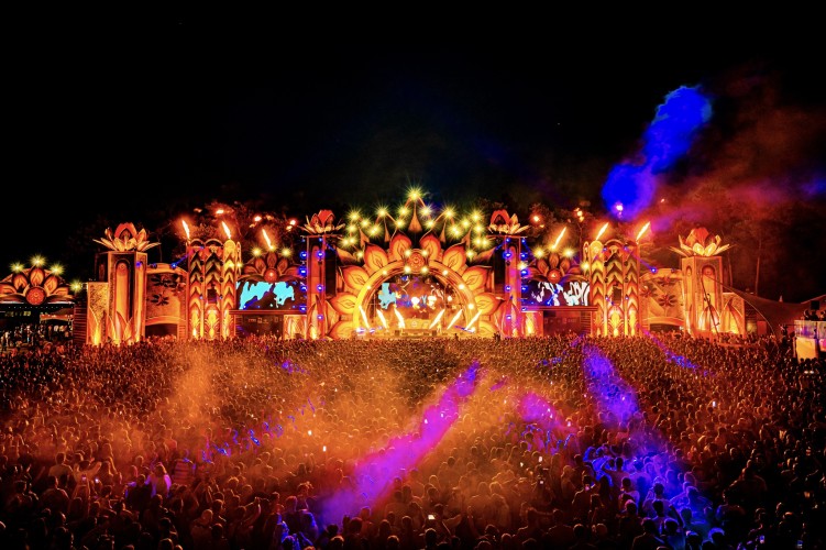 Sunrise Festival 2025 | Jullie enthousiasme is sky-high 🤯