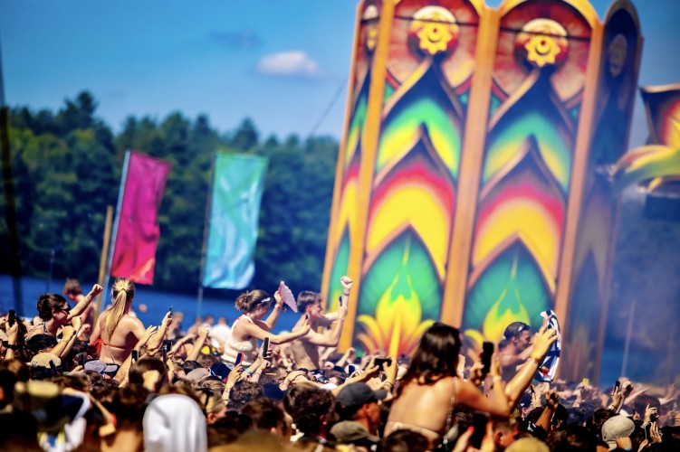 Sunrise Festival 2025 | Jullie enthousiasme is sky-high 🤯