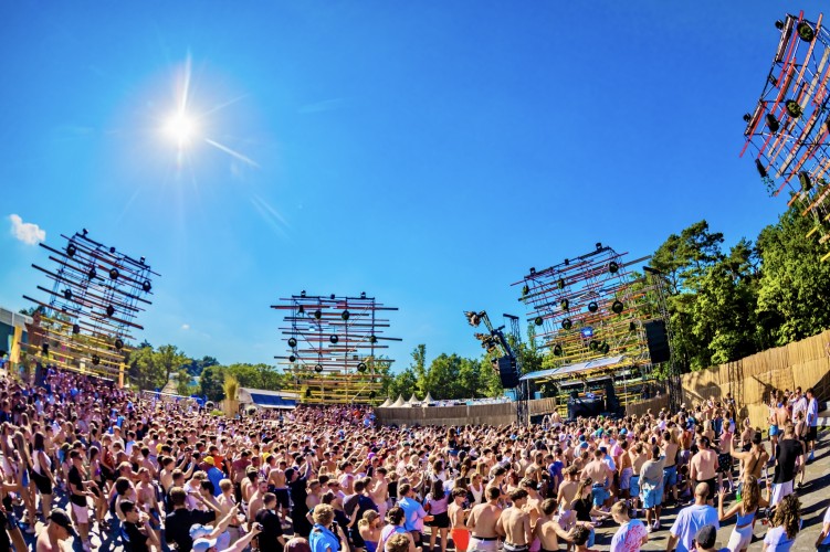 Sunrise Festival 2025 | Jullie enthousiasme is sky-high 🤯