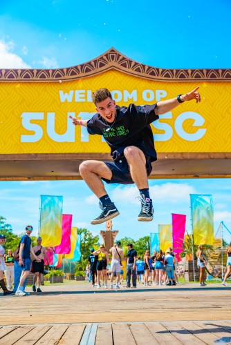 Sunrise Festival 2025 | Kunnen we de tijd stop zetten op dit moment alsjeblieft? 😍