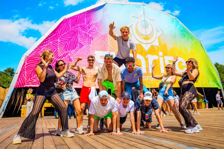 Sunrise Festival 2025 | Kunnen we de tijd stop zetten op dit moment alsjeblieft? 😍