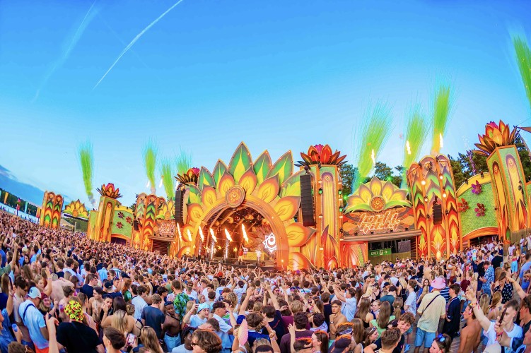 Sunrise Festival 2025 | Kunnen we de tijd stop zetten op dit moment alsjeblieft? 😍