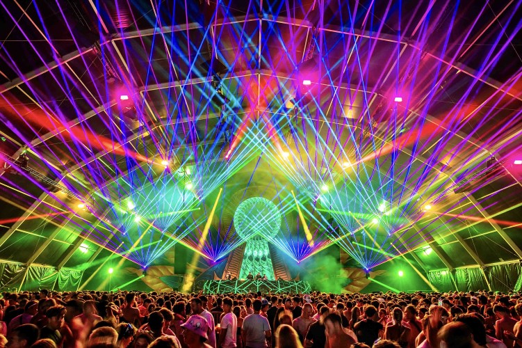 Sunrise Festival 2025 | Kunnen we de tijd stop zetten op dit moment alsjeblieft? 😍
