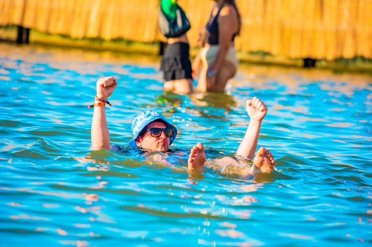 Sunrise Festival 2025 | Zon, muziek en gelukkige gezichten 🥰