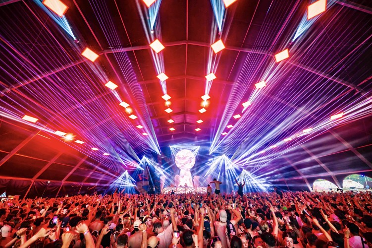 Sunrise Festival 2025 | Zon, muziek en gelukkige gezichten 🥰