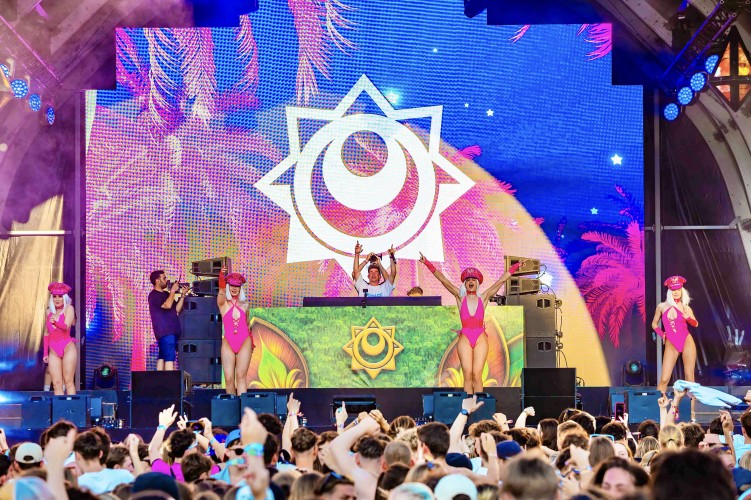 Sunrise Festival 2025 | Zon, muziek en gelukkige gezichten 🥰