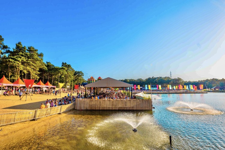 Sunrise Festival 2025 | Zon, muziek en gelukkige gezichten 🥰