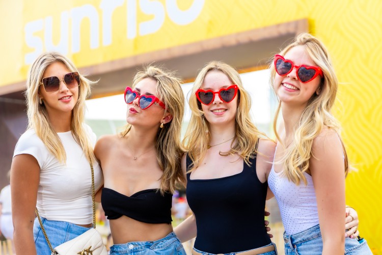 Sunrise Festival 2025 | Hét Ibiza van de Kempen 🍹