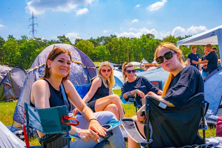 Sunrise Festival 2023 | De start van een onvergetelijk mooi weekend! ⛺️🧡