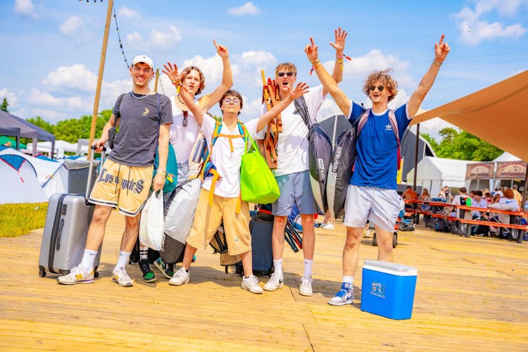 Sunrise Festival 2023 | Een knallende start = het halve werk! 🥳