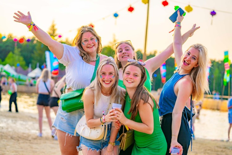 Sunrise Festival 2023 | Een knallende start = het halve werk! 🥳